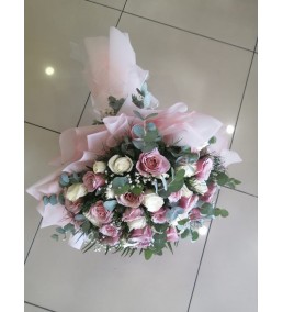 Pembe Beyaz Gül Buketi 1